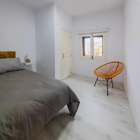 Casa San Roman Soria Апартаменты *